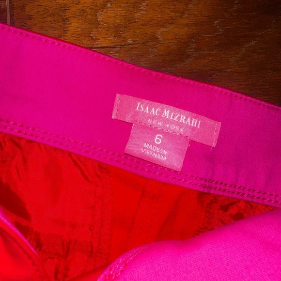 Isaac Mizrahi Shorts - Picture 3 of 3